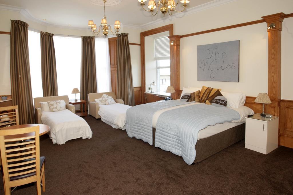 Woodlands Hotel, BW Signature Collection Dundee Extérieur photo